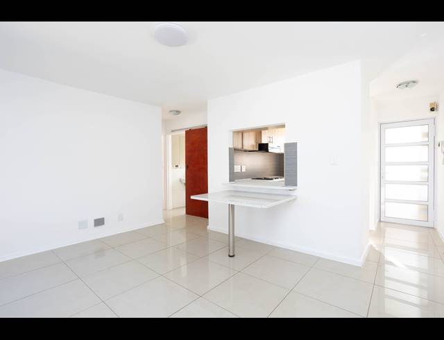 2 BEDROOM APARTMENT TO LET IN OTTERY